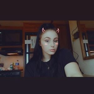 Meet your Posher, Faith